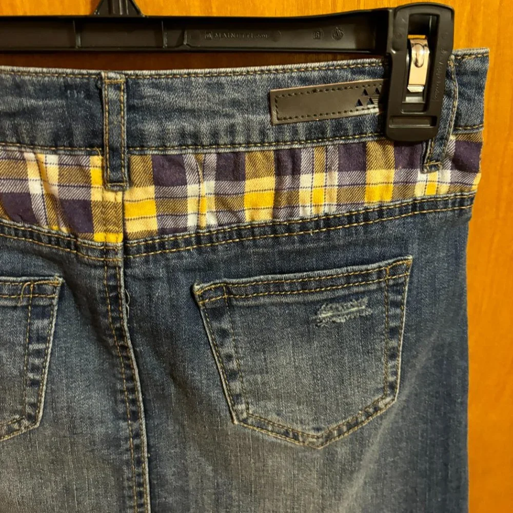 Dollhouse Denim Mini Skirt Blue Yellow Size‎ 0 W24